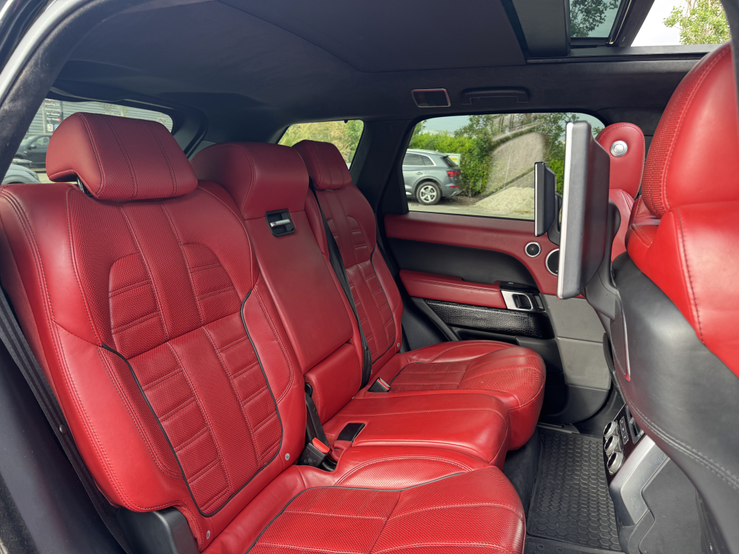 Land Rover Range Rover — 24