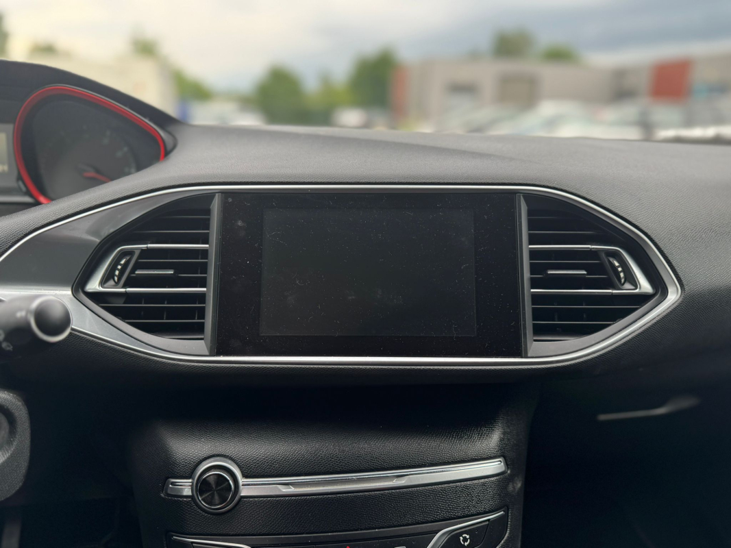Peugeot 308 — 22