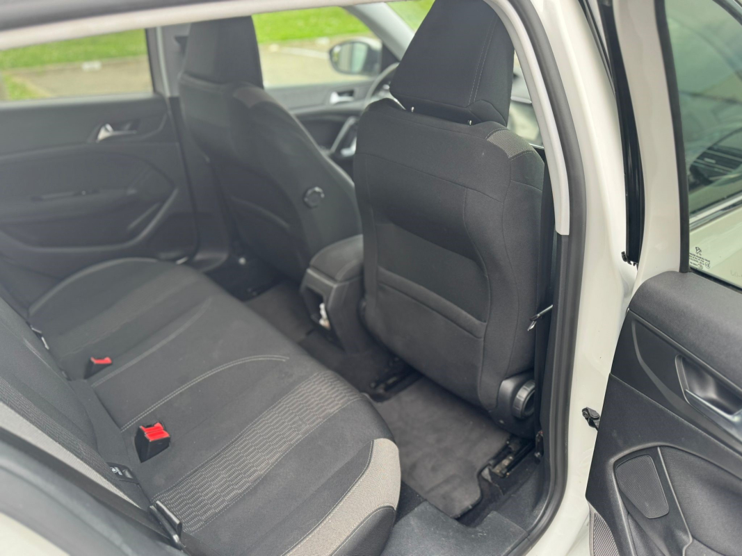 Peugeot 308 — 17