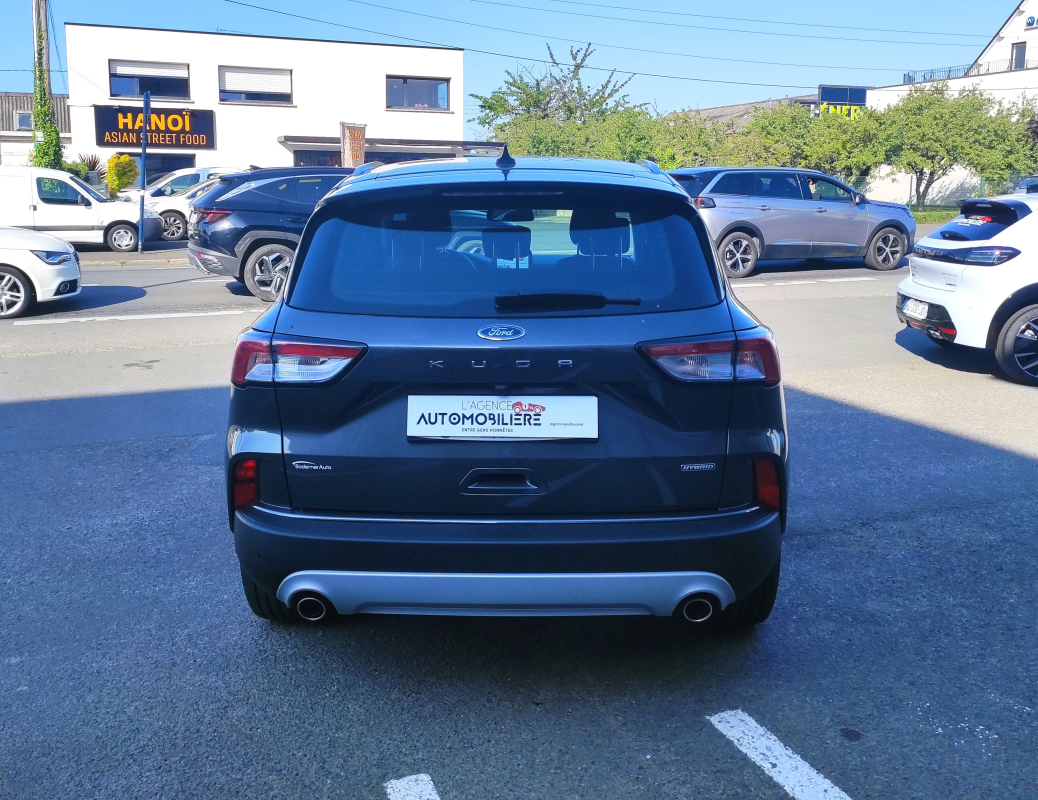 Ford Kuga — 7