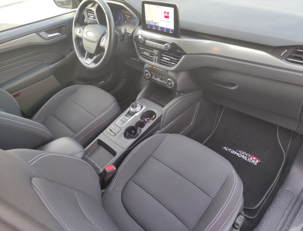 Ford Kuga — 10