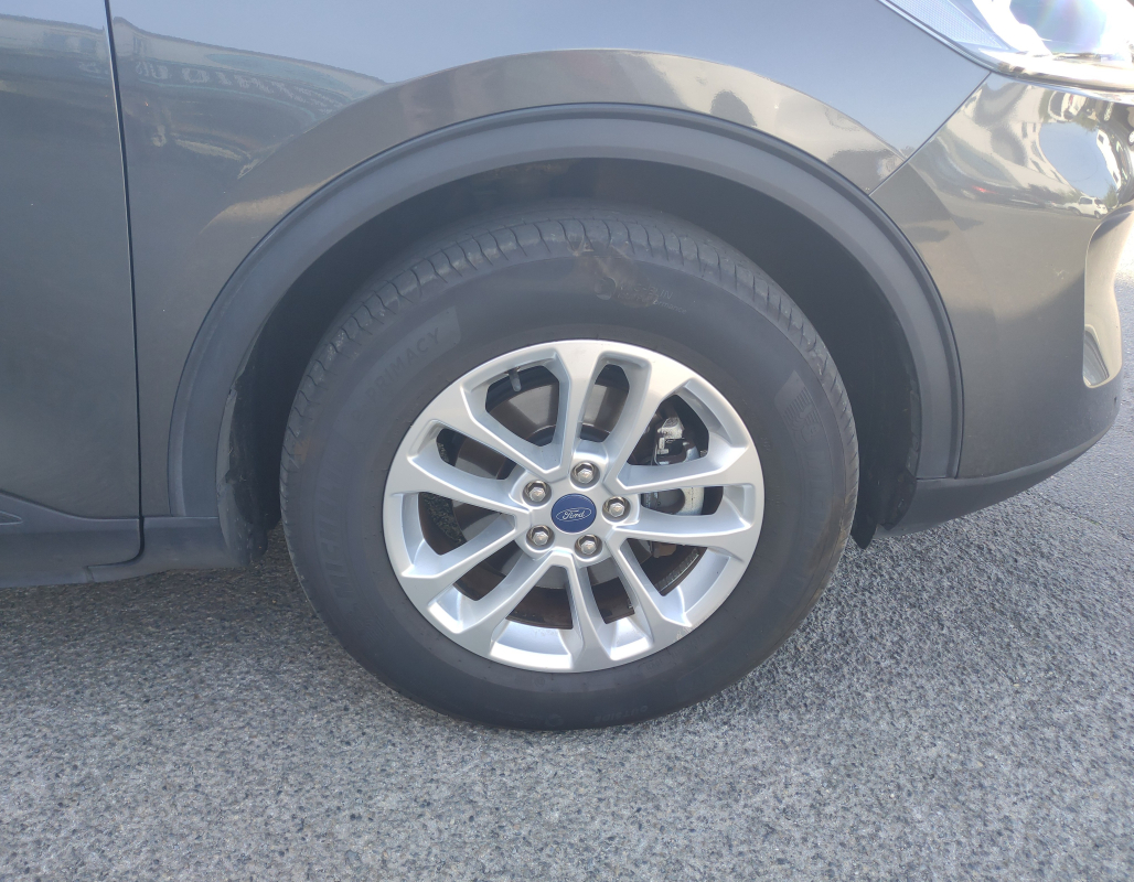Ford Kuga — 29