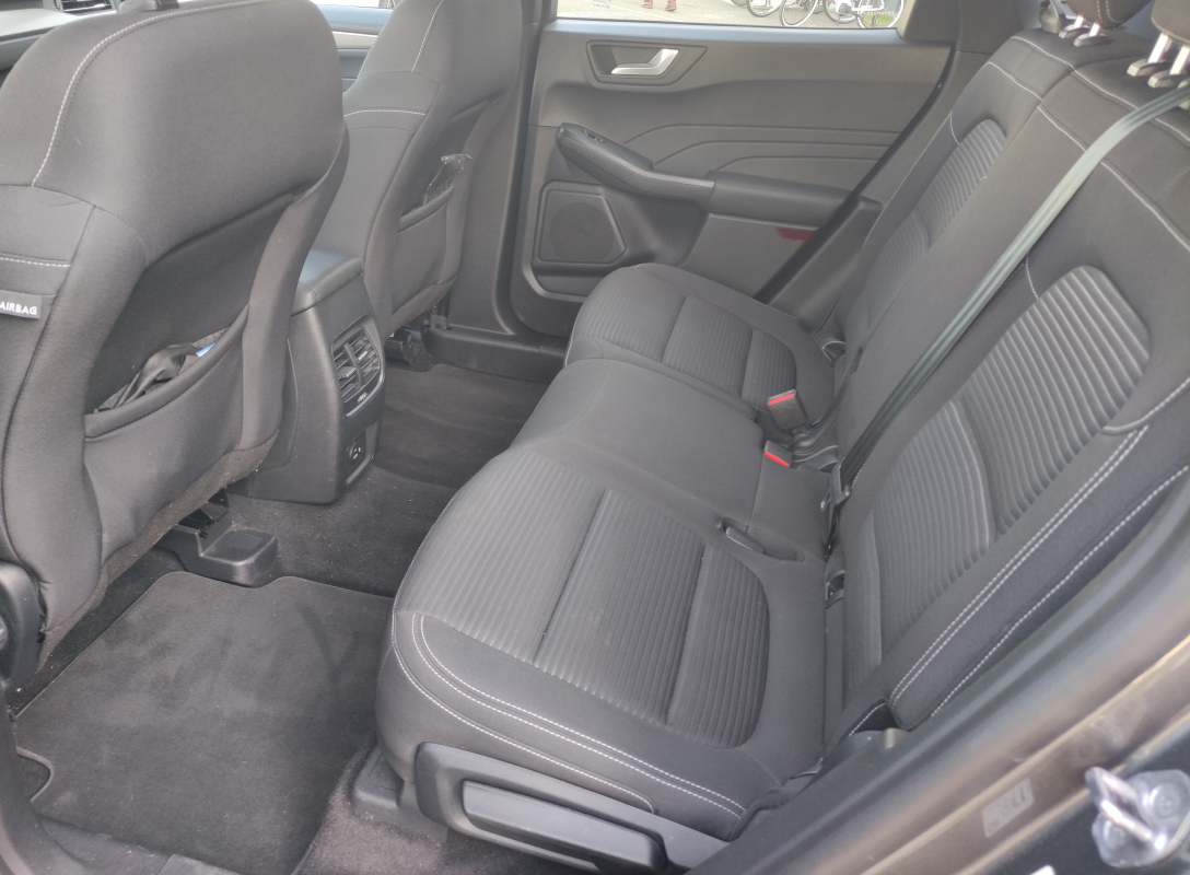 Ford Kuga — 17