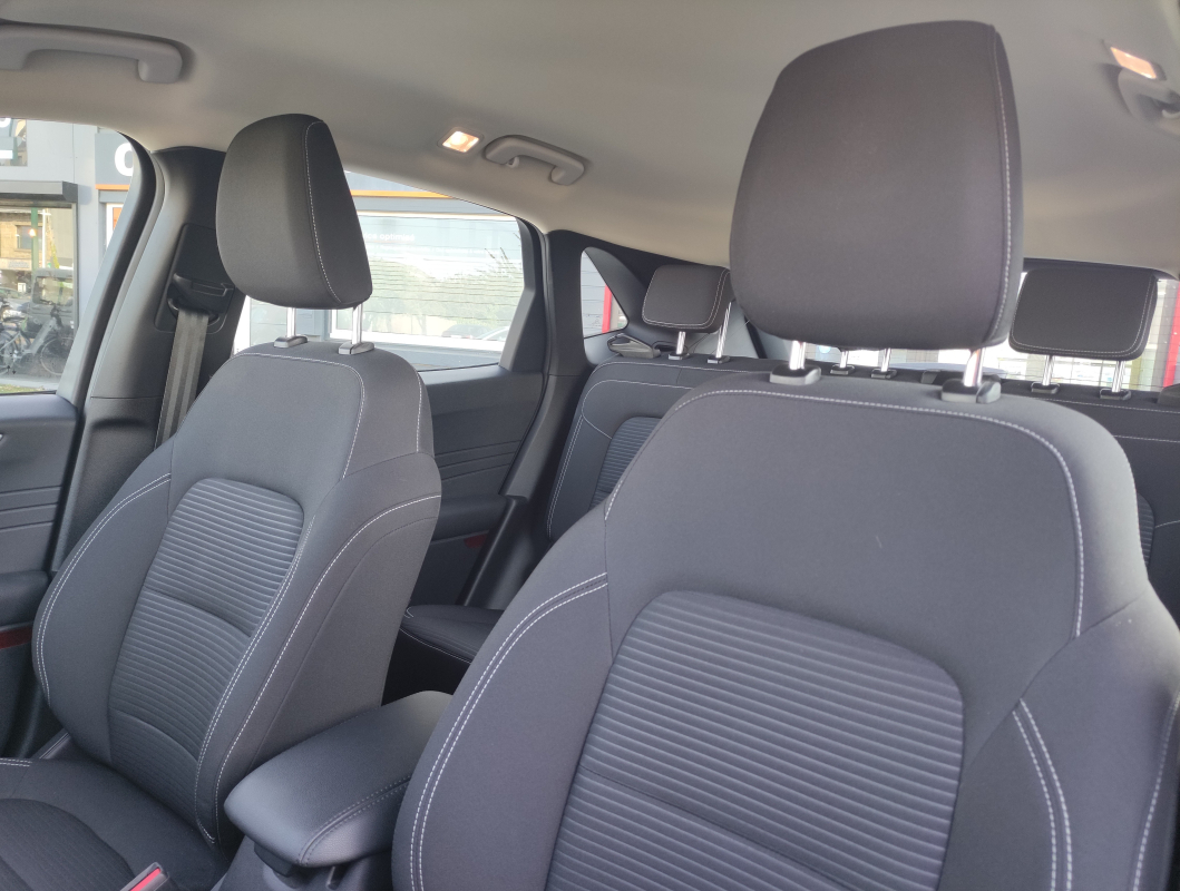 Ford Kuga — 25