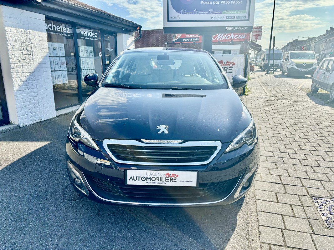 Peugeot 308 — 8
