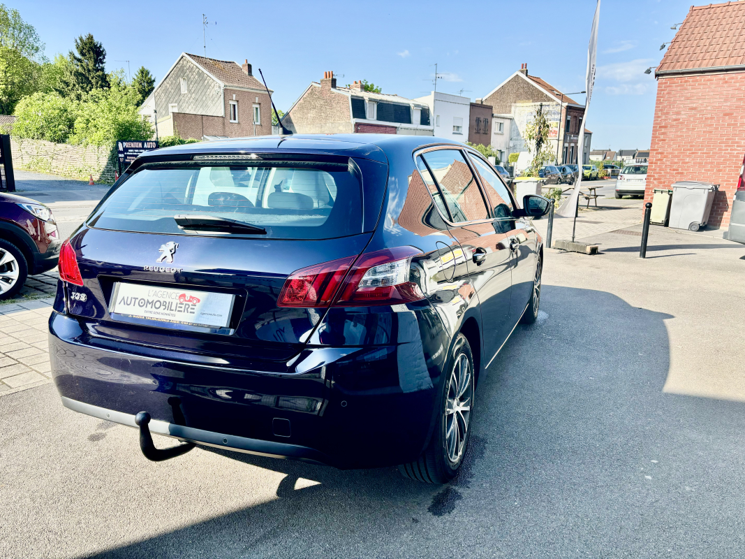 Peugeot 308 — 5