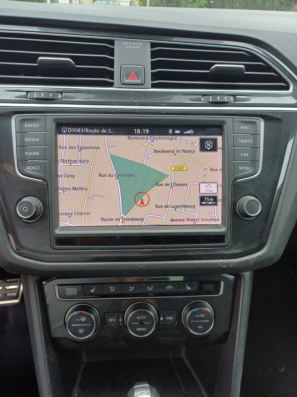 Volkswagen Tiguan — 13