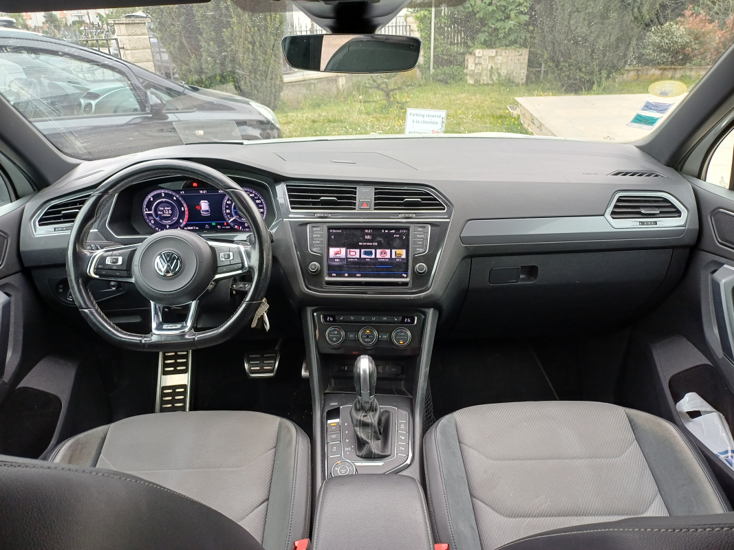 Volkswagen Tiguan — 9