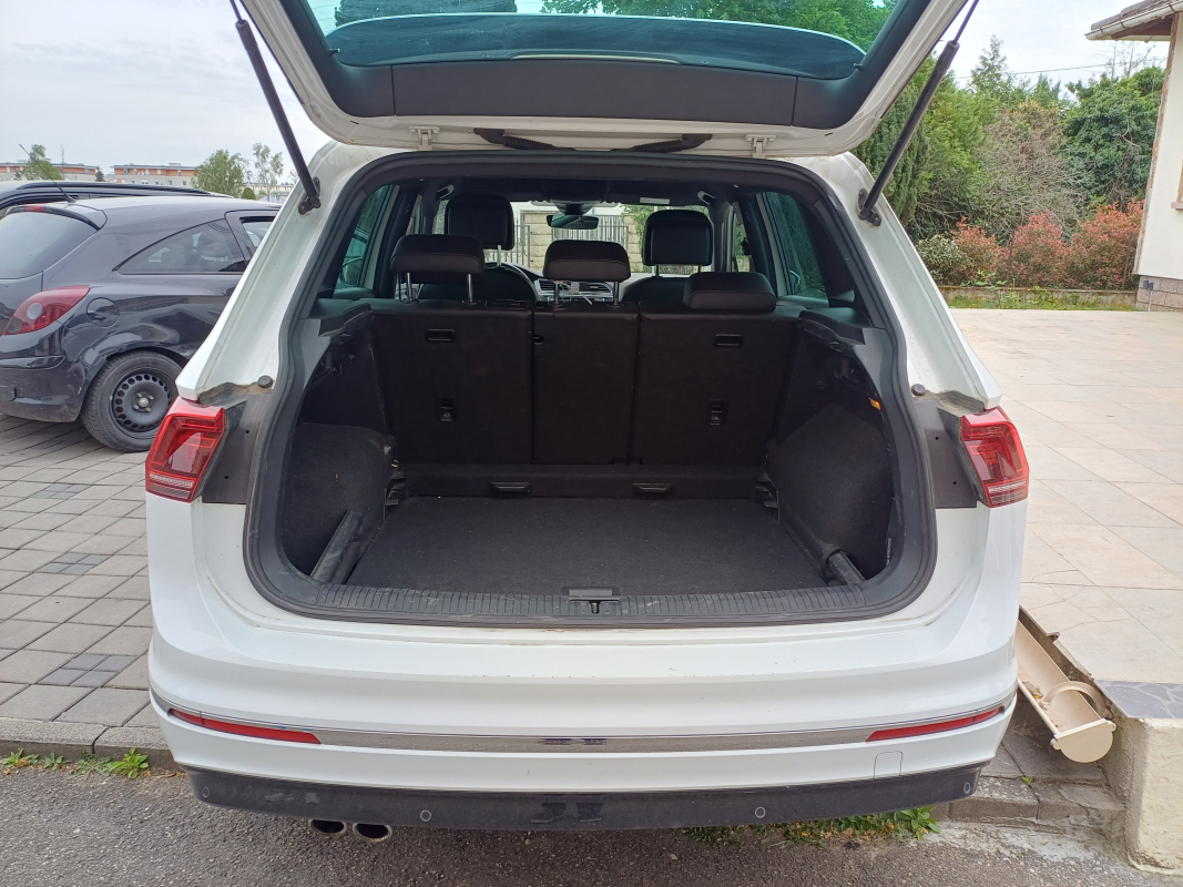 Volkswagen Tiguan — 25
