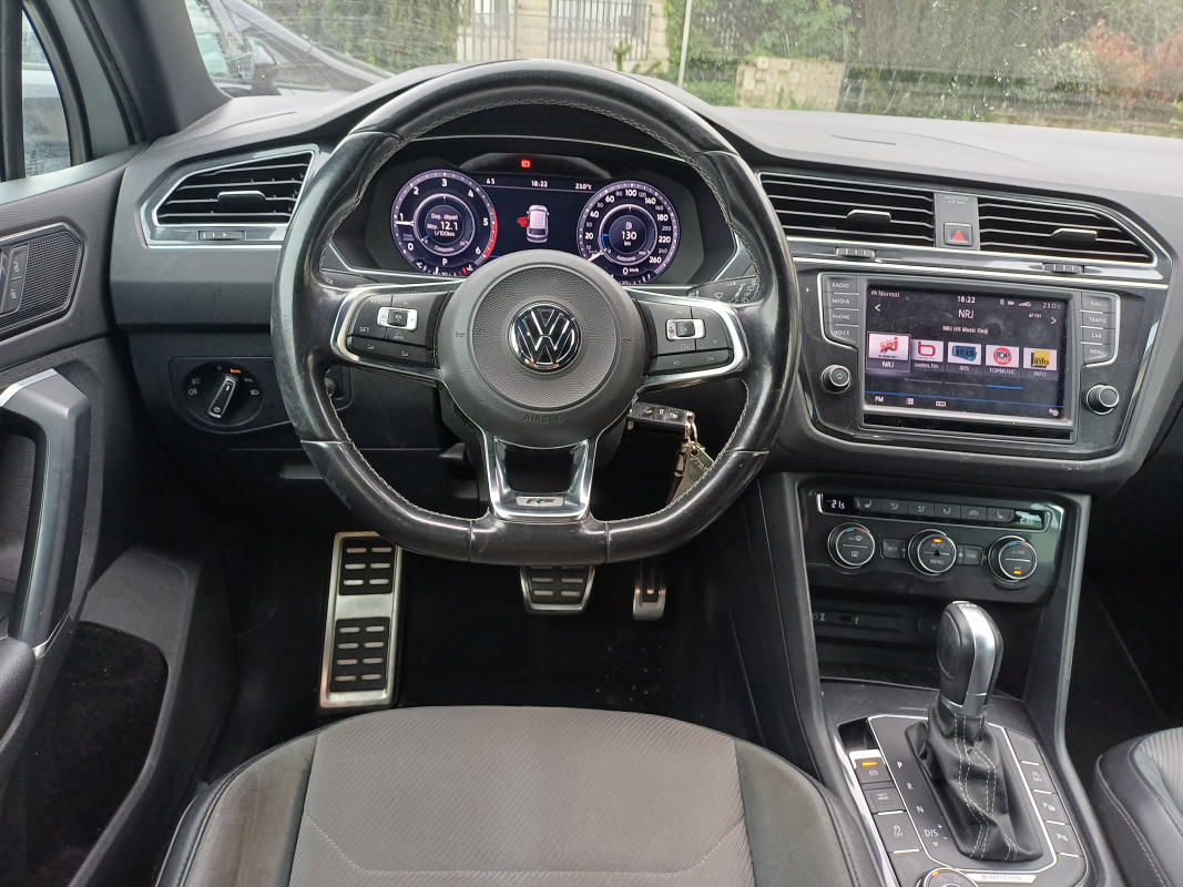 Volkswagen Tiguan — 28