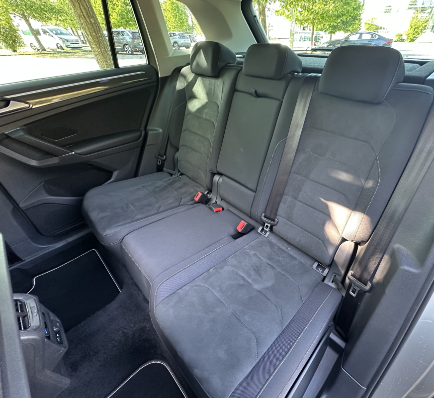 Volkswagen Tiguan — 13
