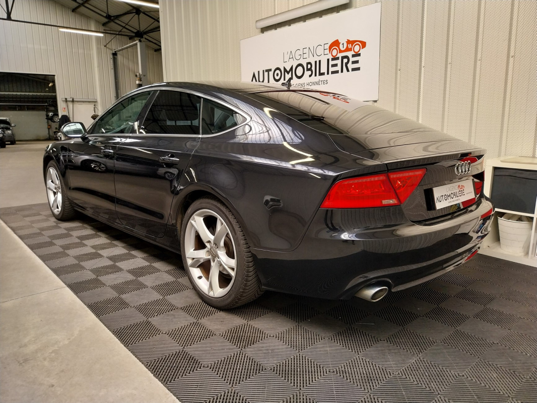 Audi A7 — 7