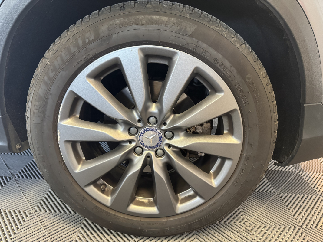 Mercedes GLC — 12