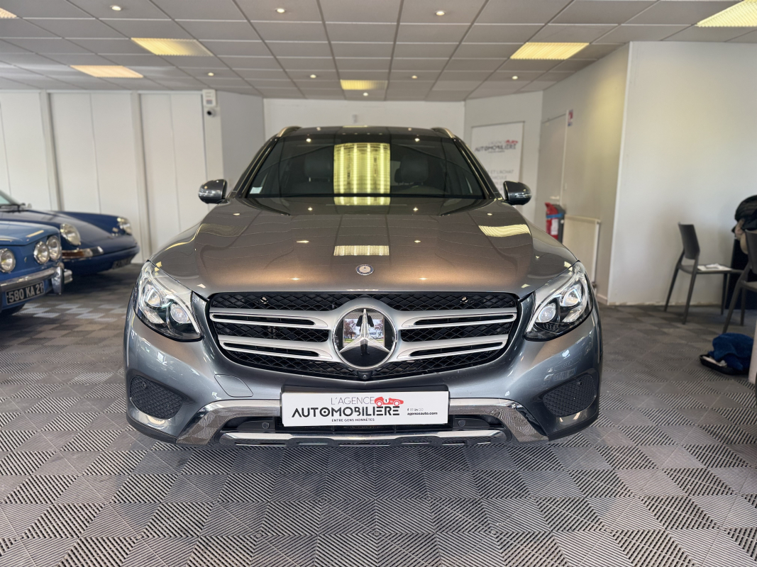 Mercedes GLC — 16
