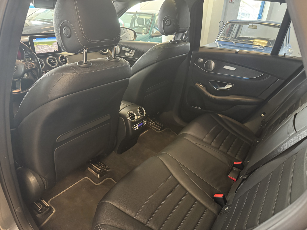 Mercedes GLC — 6