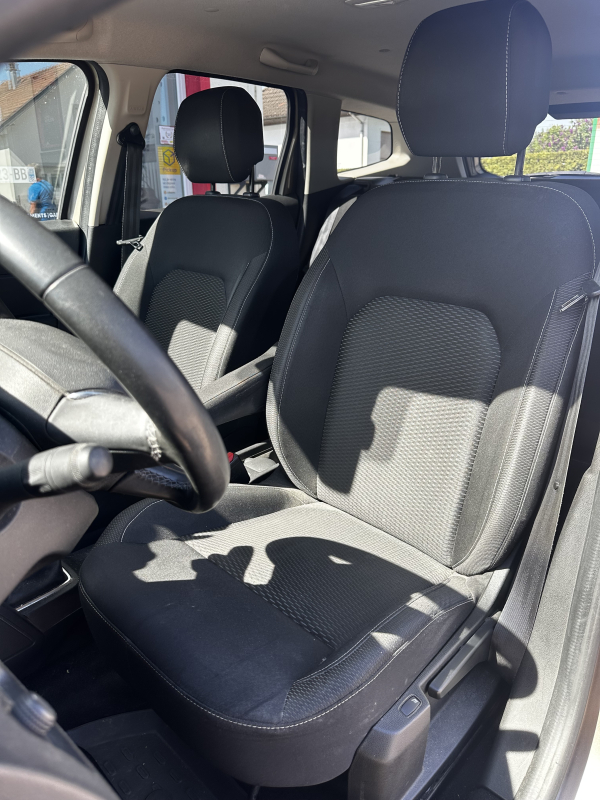 Dacia Duster — 13