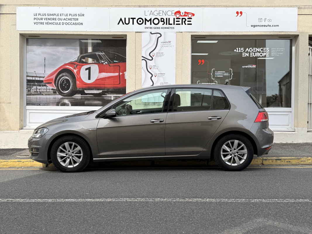 Volkswagen Golf — 7
