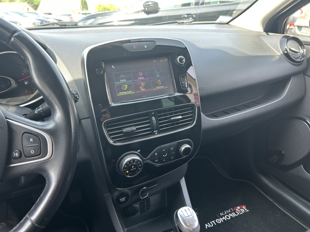 Renault Clio — 20