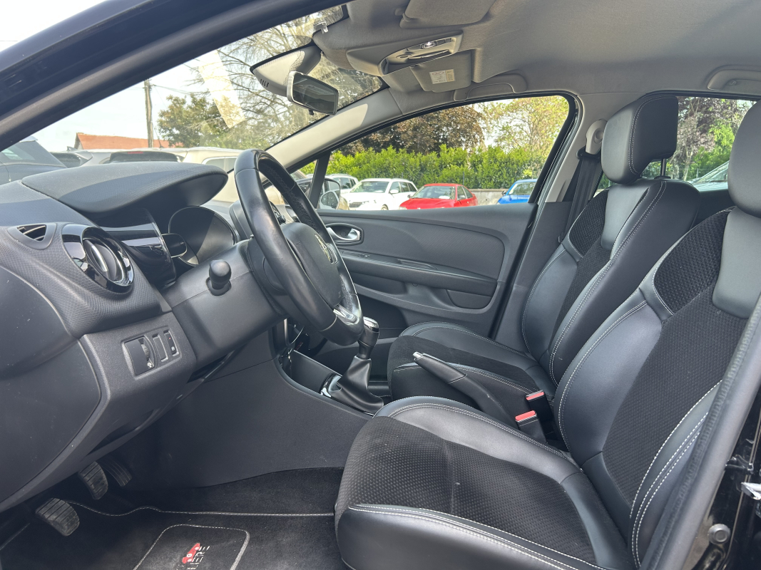 Renault Clio — 13