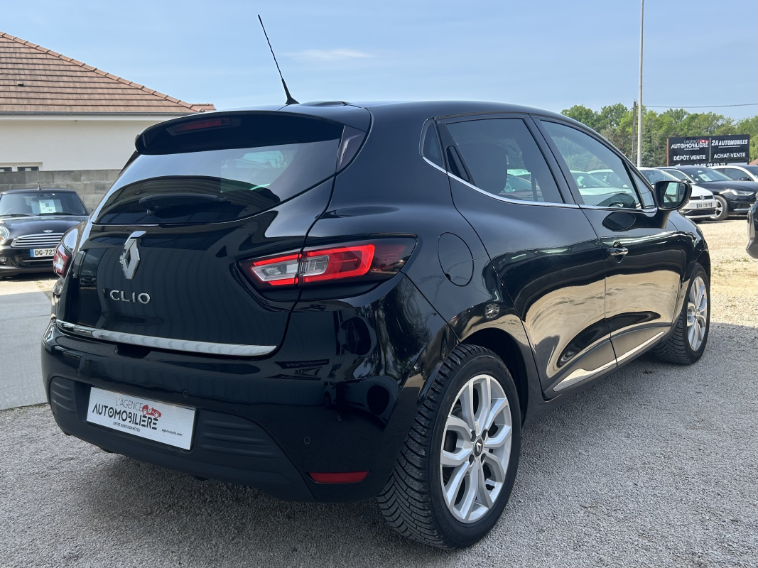 Renault Clio — 8