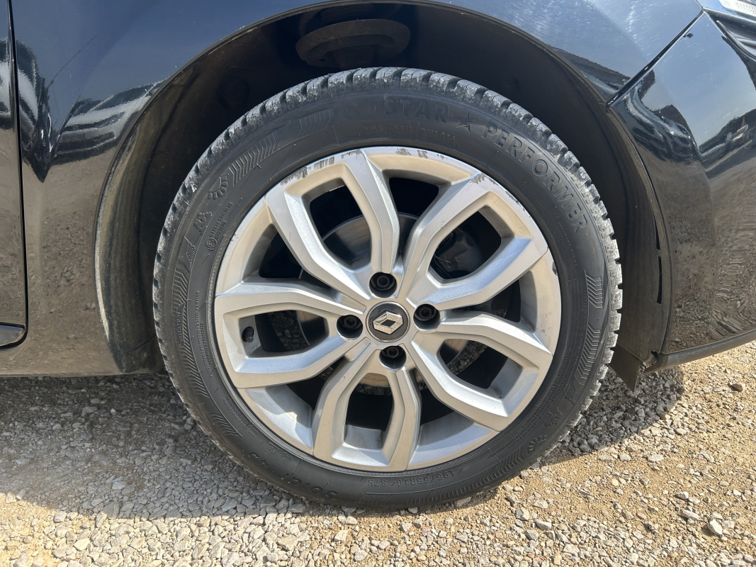Renault Clio — 29