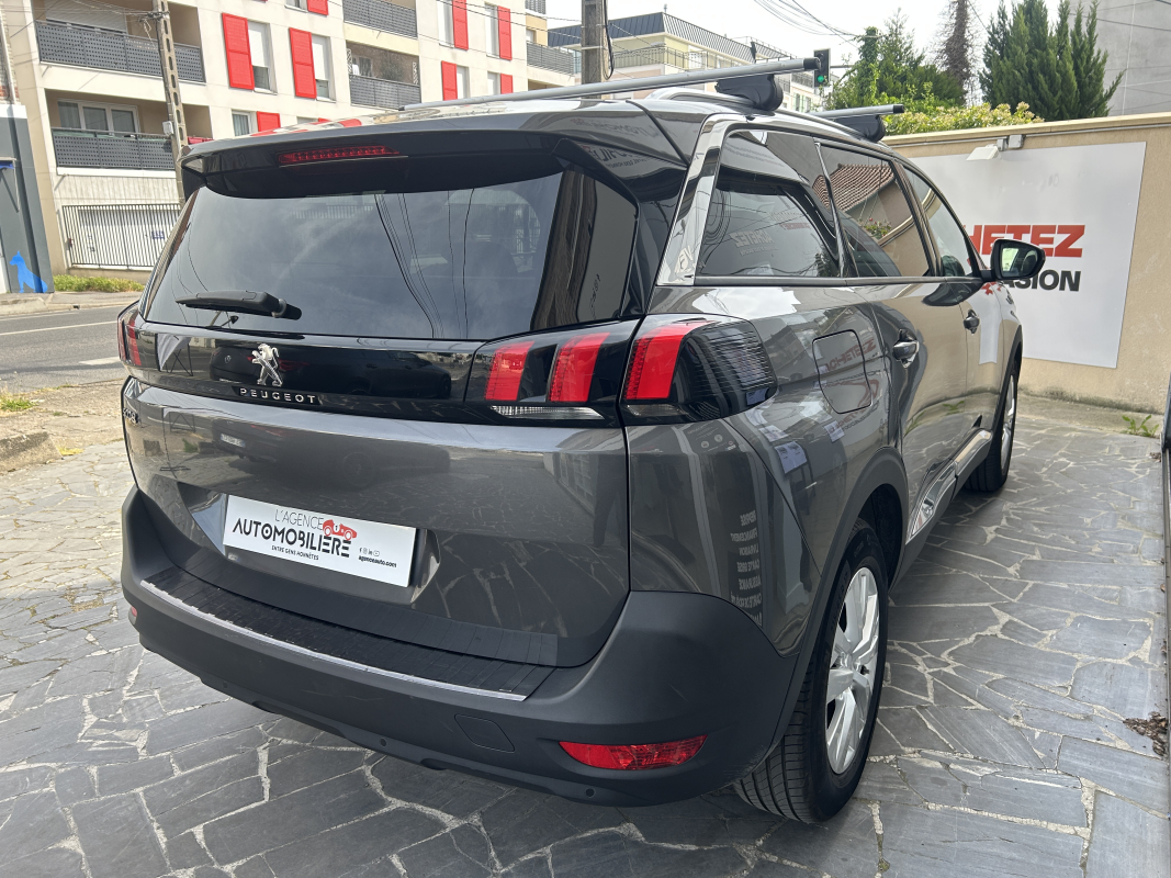 Peugeot 5008 — 5