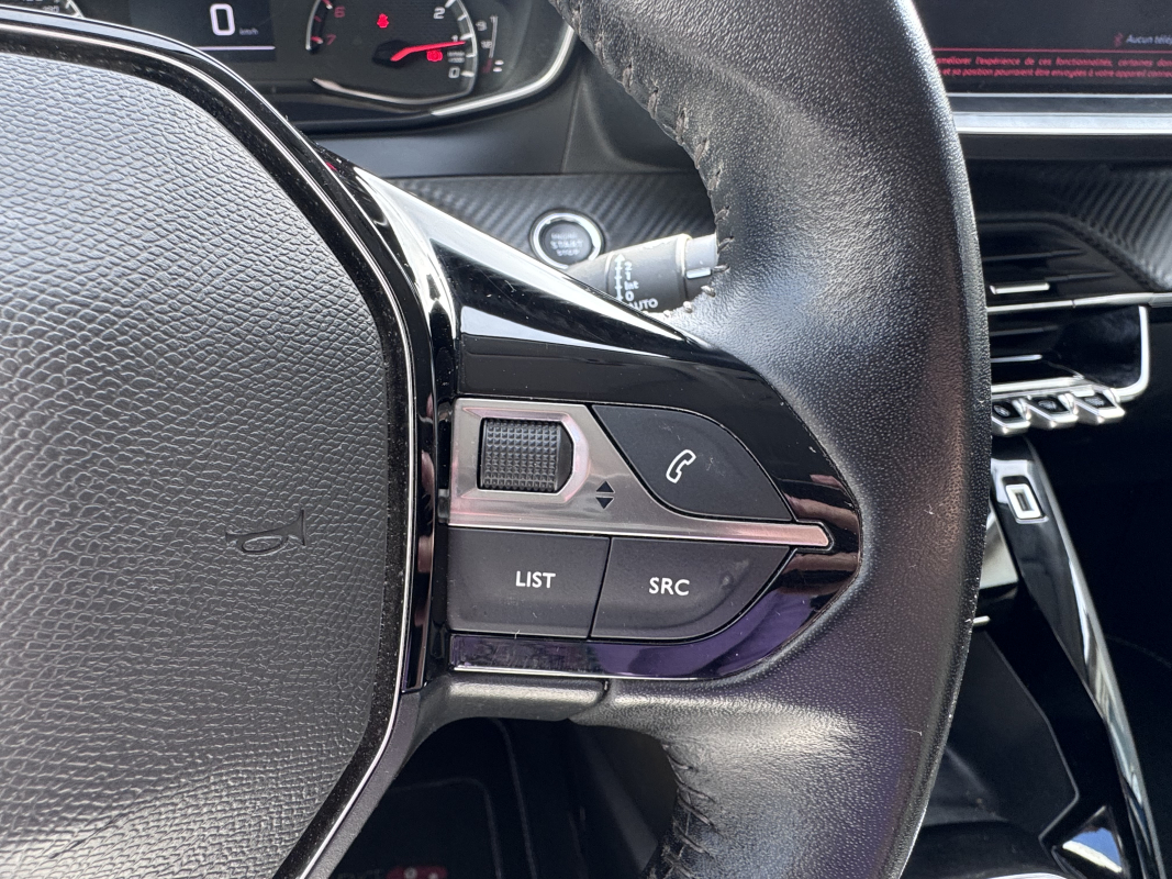 Peugeot 208 — 14