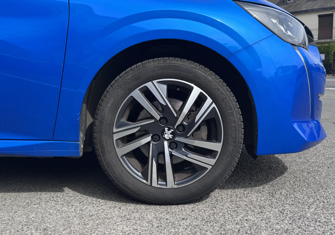 Peugeot 208 — 31