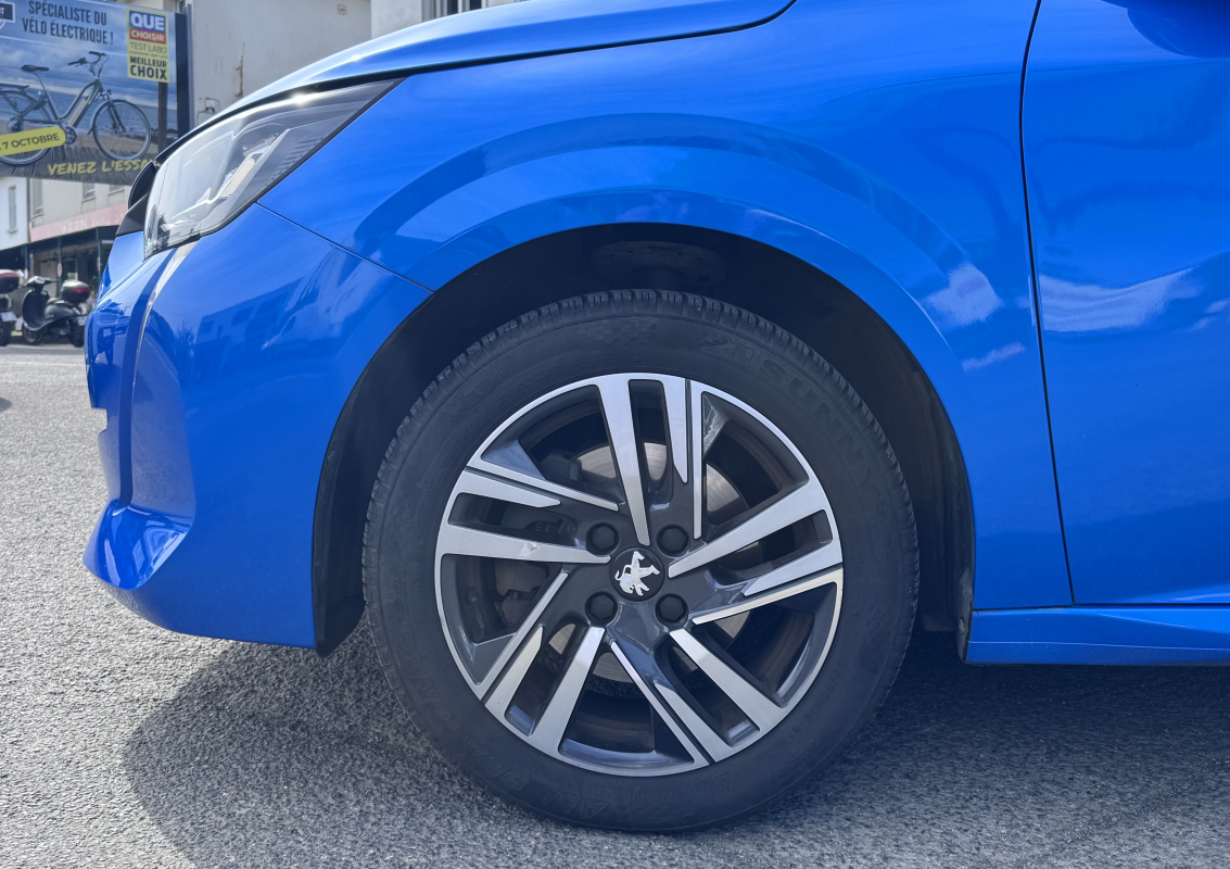 Peugeot 208 — 29