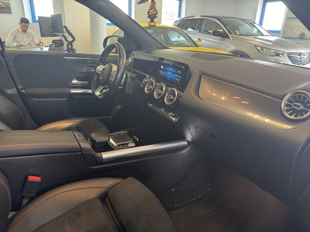 Mercedes Classe B — 20