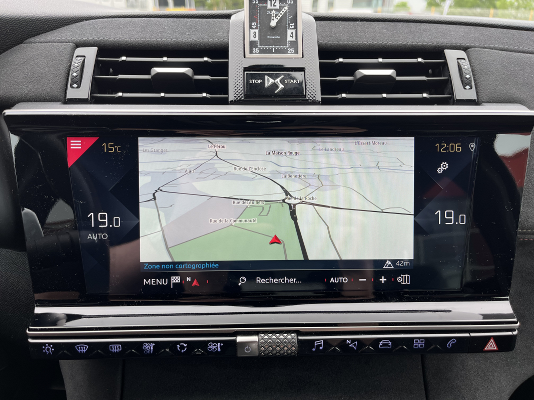 DS DS7 CROSSBACK — 26
