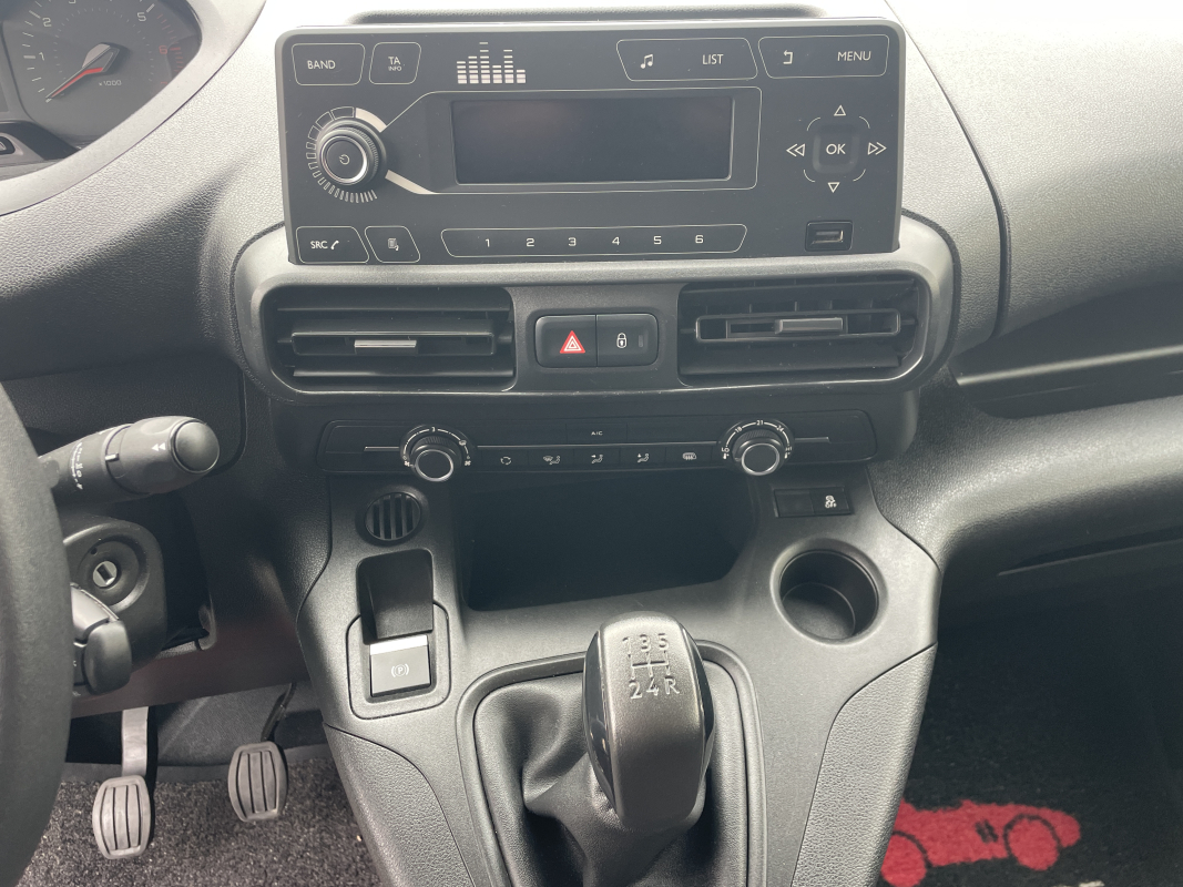 Peugeot Partner — 16