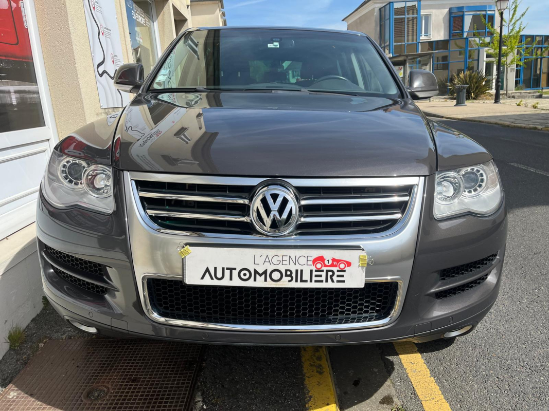 Volkswagen Touareg — 2
