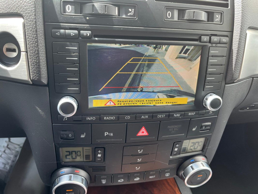 Volkswagen Touareg — 11