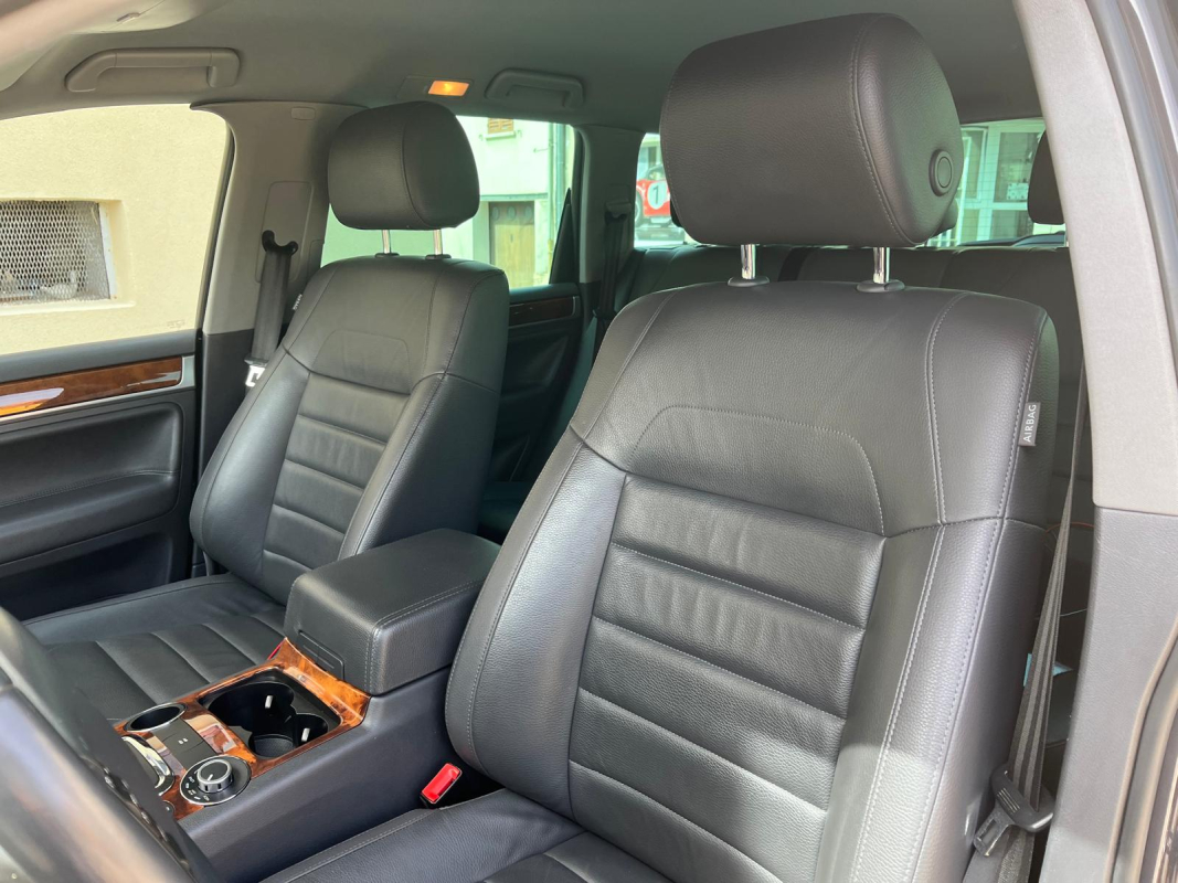 Volkswagen Touareg — 7