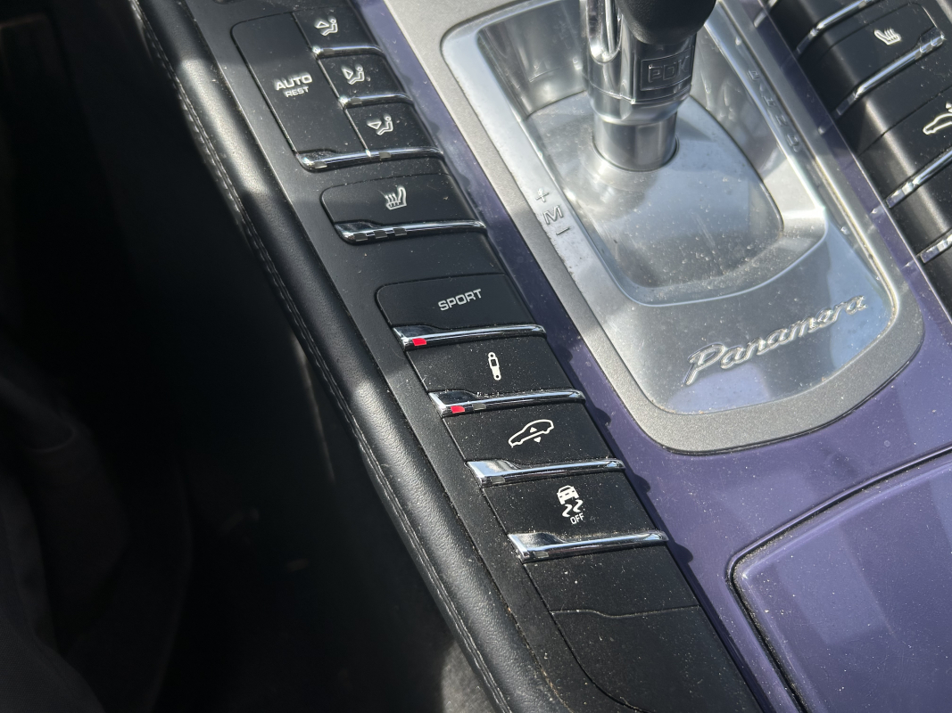 Porsche Panamera — 26