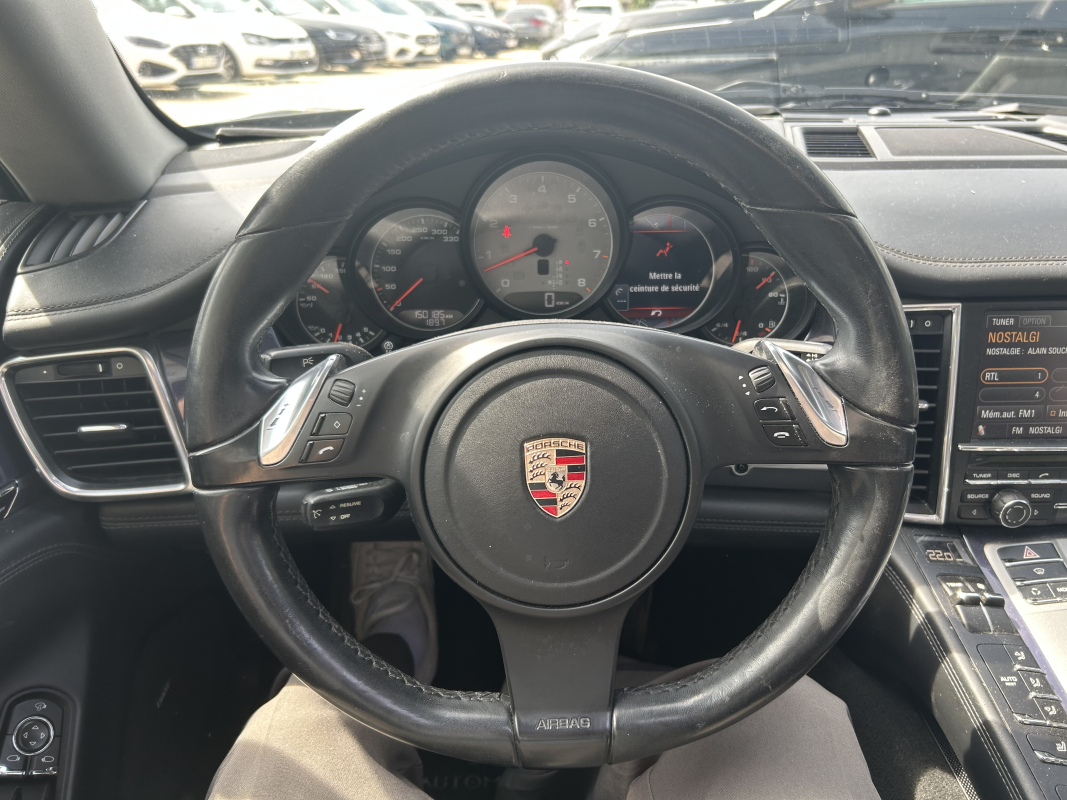 Porsche Panamera — 17