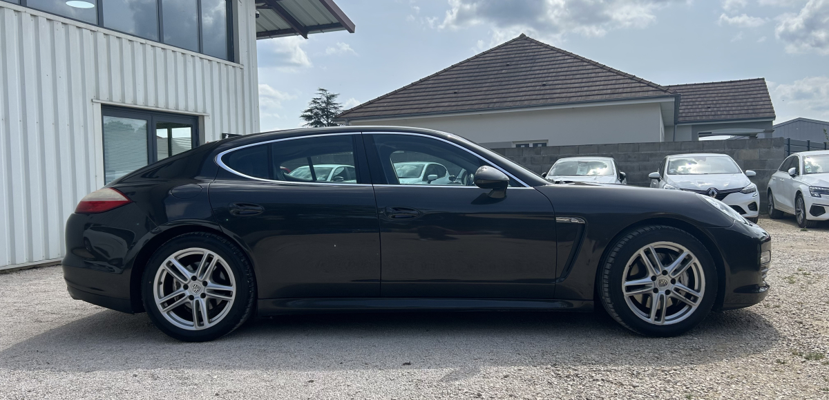 Porsche Panamera — 9