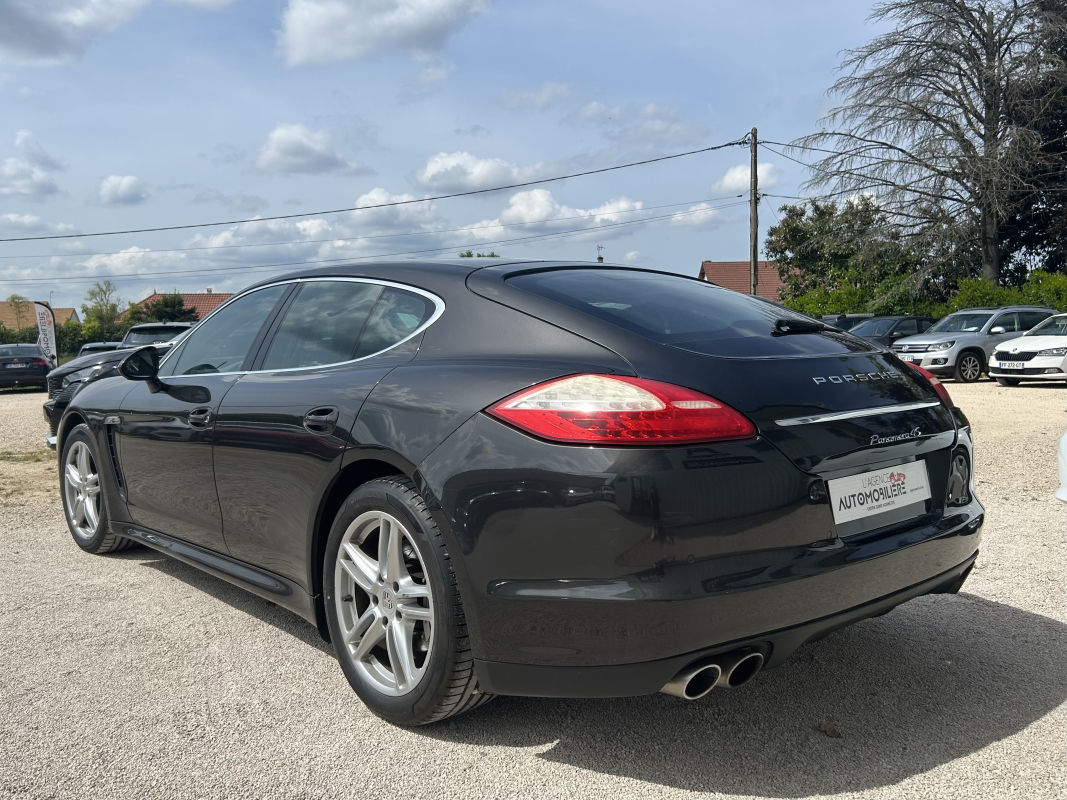 Porsche Panamera — 6
