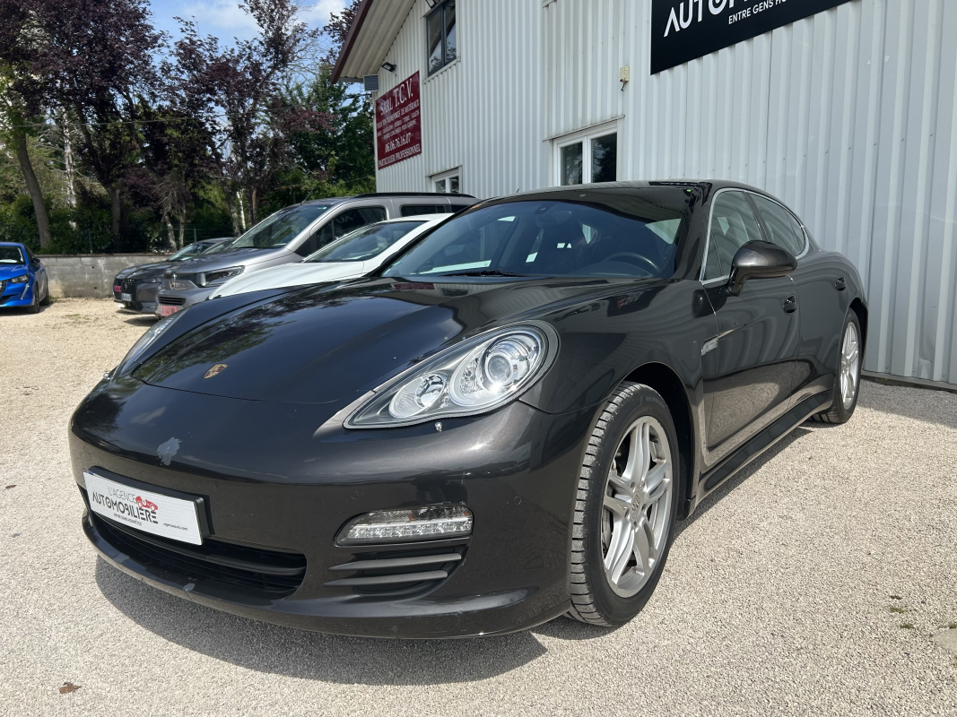 Porsche Panamera — 3