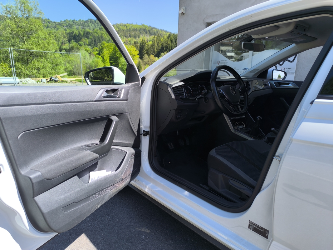 Volkswagen Polo — 13