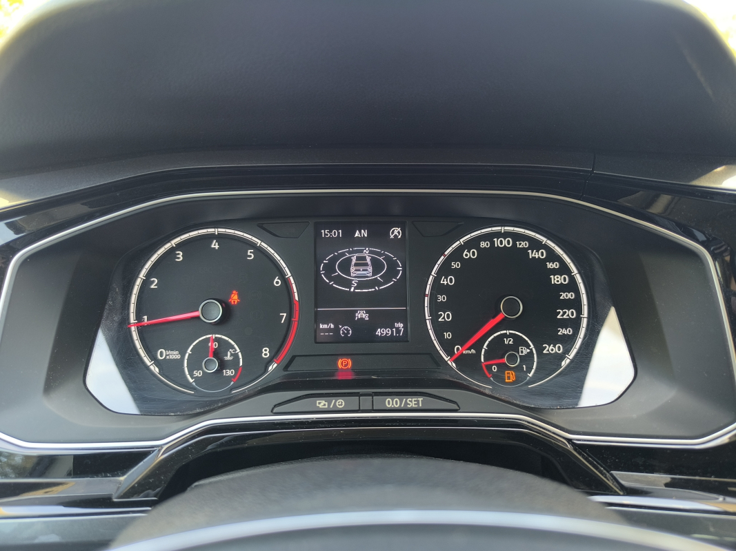 Volkswagen Polo — 19