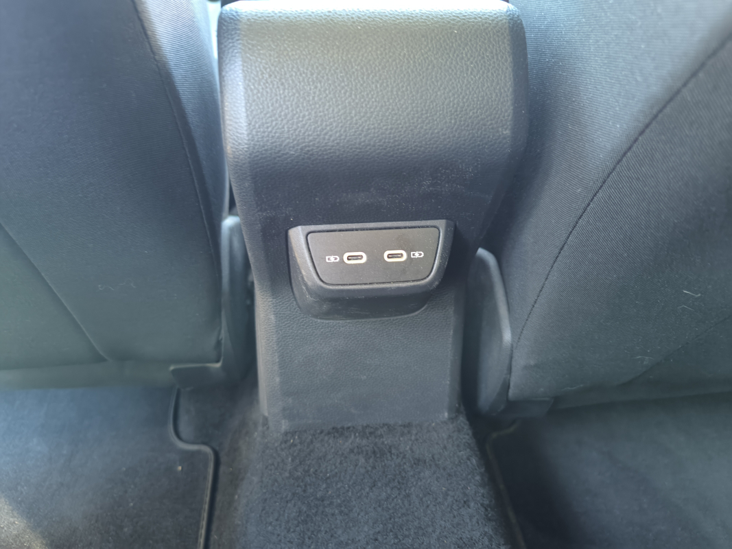 Volkswagen Polo — 27
