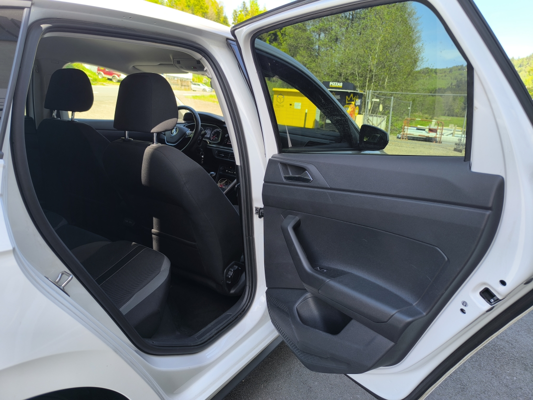 Volkswagen Polo — 28