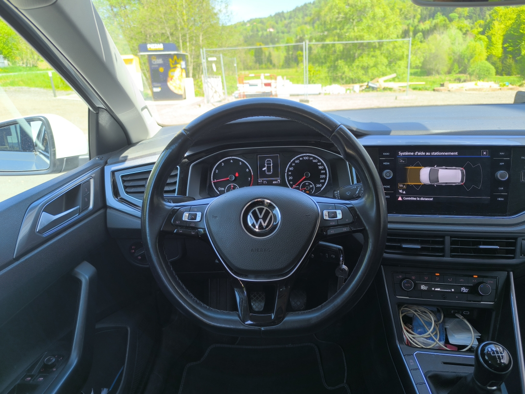 Volkswagen Polo — 18