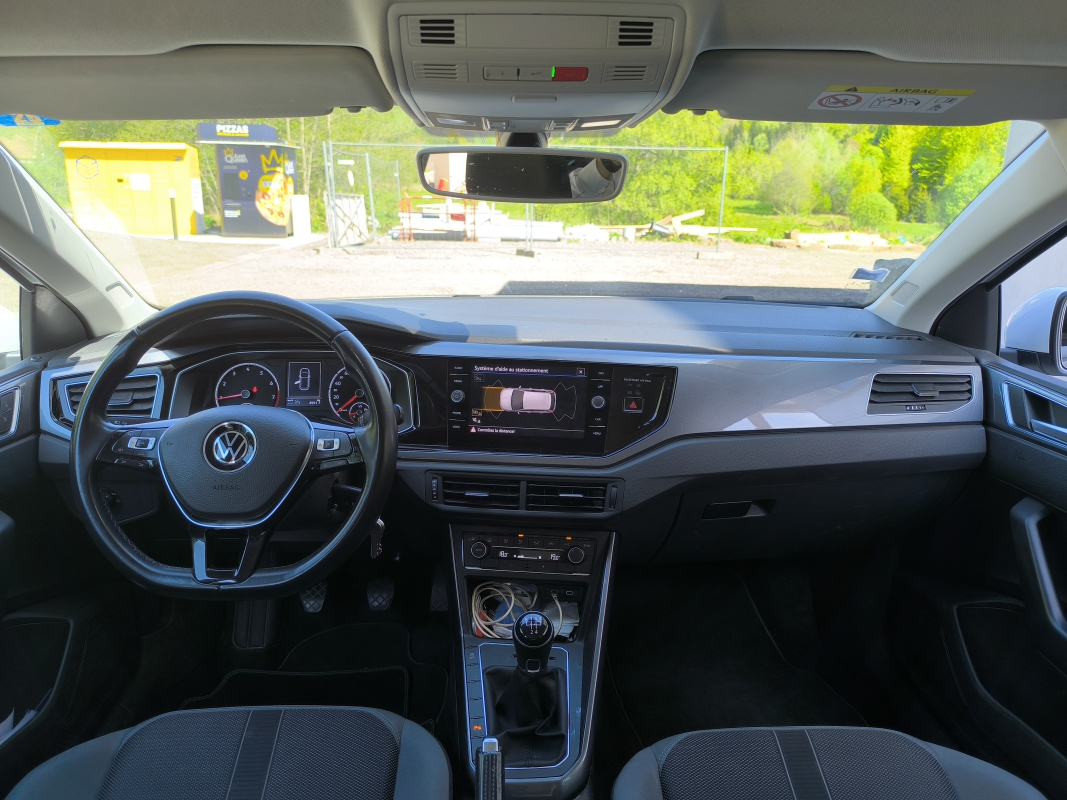 Volkswagen Polo — 17