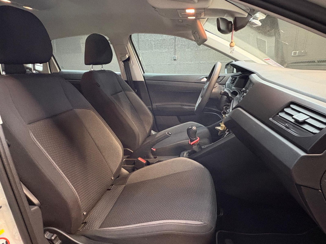 Volkswagen Polo — 15
