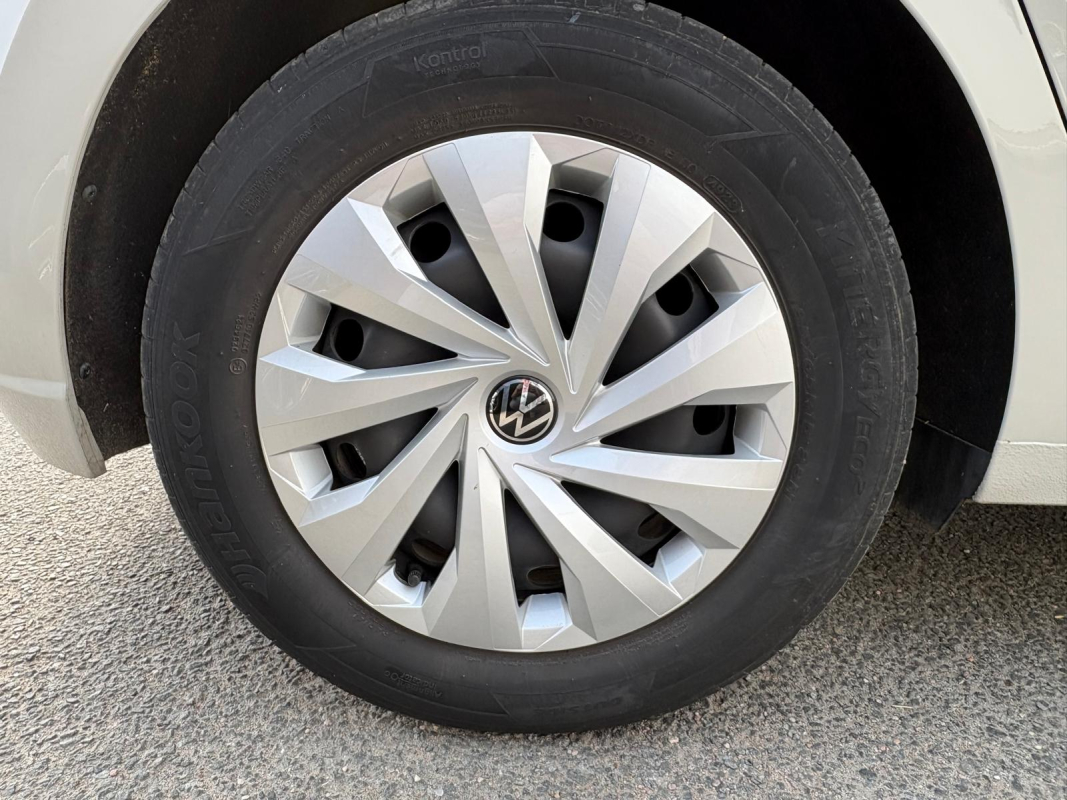Volkswagen Polo — 17