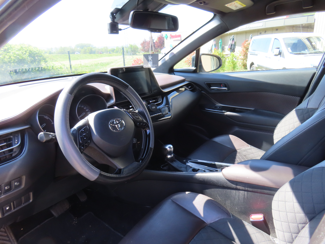 Toyota C-HR — 9