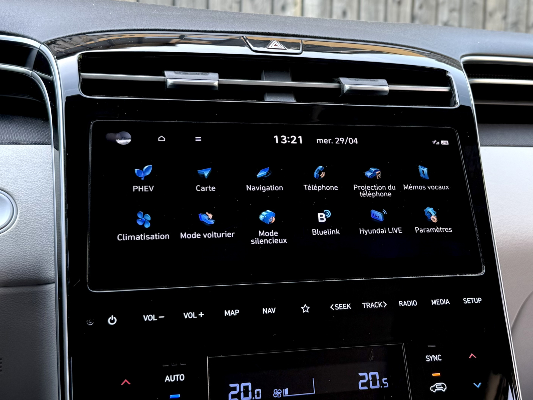 Hyundai Tucson — 13